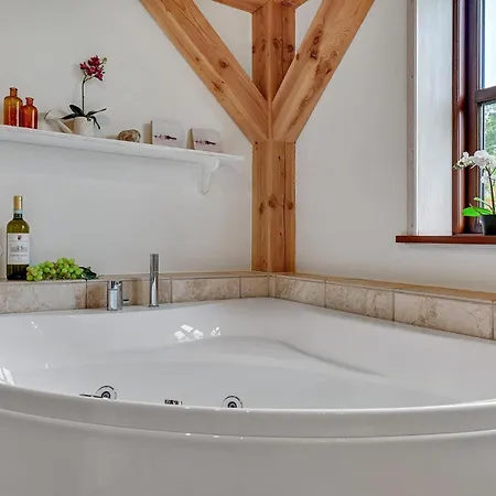 Awesome Home In Ejstrupholm With Sauna *